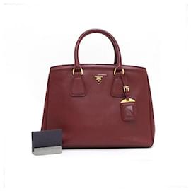Prada Borsa Tote Saffiano Lux con logo dorato