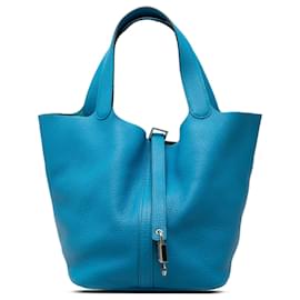 Hermès Blue Clemence Picotin Lock 26