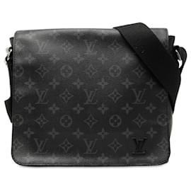 Louis Vuitton District PM Monogram Eclipse Schwarz
