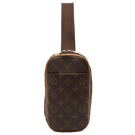 Louis Vuitton Pochette Gange Monogram Marrom
