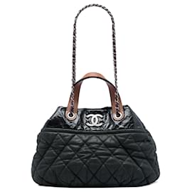 Borsa Chanel Black Large Quilted Iridescent Calfskin In The Mix