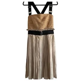 D&G Plissiertes Kleid aus Leinenmischung in Beige
