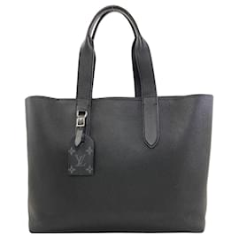Borsa Tote Cabas Voyage in pelle Taurillon Louis Vuitton