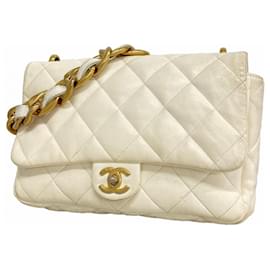 Borsa a tracolla Chanel Matelassé Chain in bianco