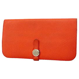 Cartera larga Dogon en piel Togo Capucines Hermès