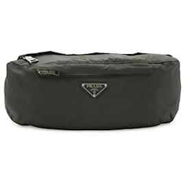 Prada Nylon Sling Bag in Grau
