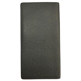Louis Vuitton Taiga Portefeuille Brazza Long Wallet