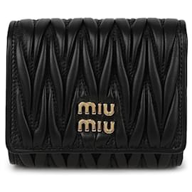 Piccolo portafoglio in pelle nappa trapuntata - Miu Miu