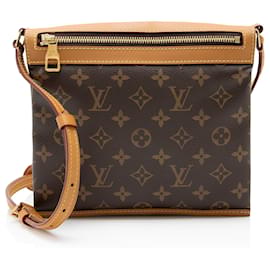 Louis Vuitton Monogram Canvas Saumur PM Messenger