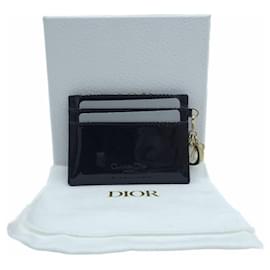 Tarjetero Lady Dior Fragrances en piel charol Cannage