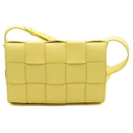 Bottega Veneta Borsa a Spalla e Borsa a Tracolla Intrecciato Cassette Gialla