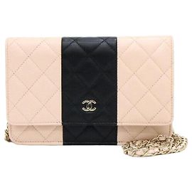 Chanel Bolso de hombro y bolso bandolera con cadena CC dorada