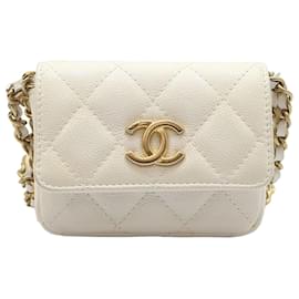 Chanel Mini-Gürteltasche Caviar mit CC-Logo