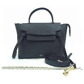 Micro Gürteltasche aus genarbtem Kalbsleder Schwarz - Céline