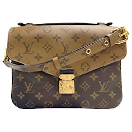 Louis Vuitton Pochette Métis M44876