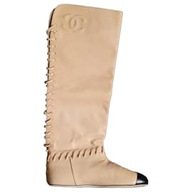 Chanel Karl Lagerfeld Resort 2011 Botas Altas de Cuero