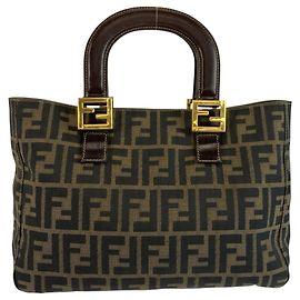 Fendi Zucca Canvas Tote Bag in Braun