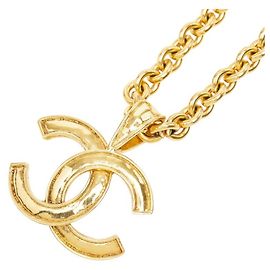 Collana con pendente a catena con il logo Coco di Chanel