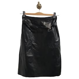 Falda Gucci cuero negro T.34