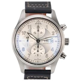 IWC Pilot's Watch Spitfire Chronograph IW371702 Mostrador Branco/Prata Automático 42mm