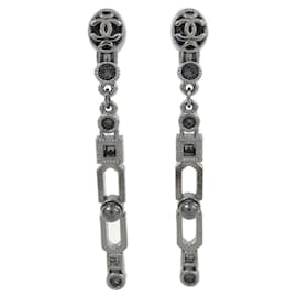 Orecchini a lobo Chanel Gray and Silver