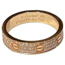 Anillo Love Cartier en oro rosa de 18K con diamantes