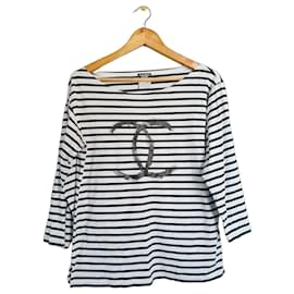 Chanel gestreiftes Breton-T-Shirt mit CC-Logo