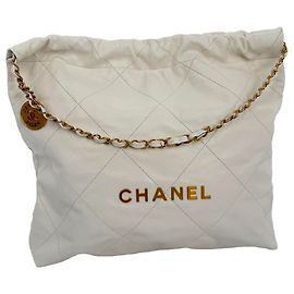 Chanel Quilted Small Chanel 22 aus weißem glänzendem Kalbsleder