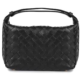 Bottega Veneta Schultertasche aus schwarzem Kalbsleder