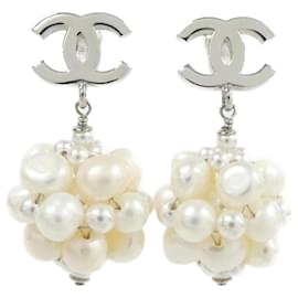 Orecchini a lobo con perle Chanel AB H500