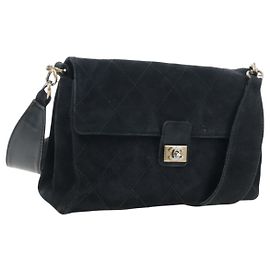 Borsa a Spalla CHANEL Wild Stitch Matelasse in Scamosciato Nero con CC Dorato Autentica 194096V