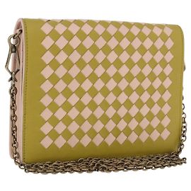 BORSA A SPALLA CON CATENA BOTTEGA VENETA INTRECCIATO in pelle rosa Auth 193595A