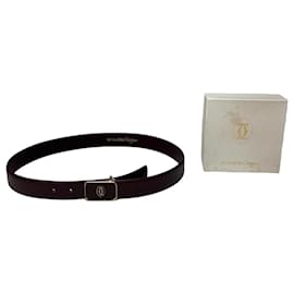 Vintage Cartier Ledergürtel mit Logo in Bordeaux und goldfarbener Schnalle