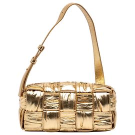 Bolso de hombro Bottega Veneta Small Metallic Lambskin Intrecciato Plisse Brick Cassette de piel de cordero dorado