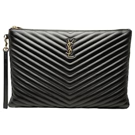 Clutch porta documenti Saint Laurent Cassandre in pelle di vitello Chevron nera