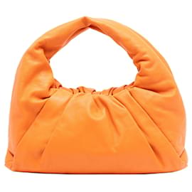Orangefarbene Bottega Veneta Schultertasche aus Lammleder