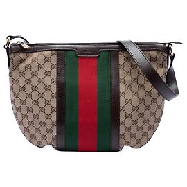 Borsa a tracolla mezza luna Gucci Medium GG Canvas Web beige