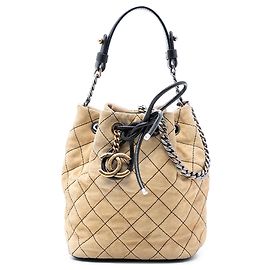 Borsa Bucket e Satchel Chanel CC in scamosciato Tan Wild Stitch