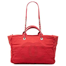 Borsa Tote e Borsa a mano Chanel Medium CC Quilted Canvas Double Face Deauville rossa