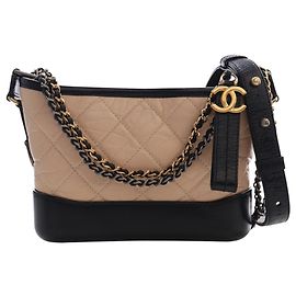 Borsa Chanel Small Quilted Aged Calfskin Gabrielle Hobo Crossbody Marrone