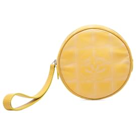 Gelber Chanel New Travel Line Nylon Rundes Münzbeutel