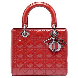 Borsa Lady Dior Medium in pelle laccata Cannage rossa Dior