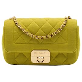 Mini borsa a tracolla Chanel Yellow Jersey Chic With Me Flap
