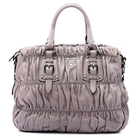 Grauer Prada Nappa Gaufre Satchel