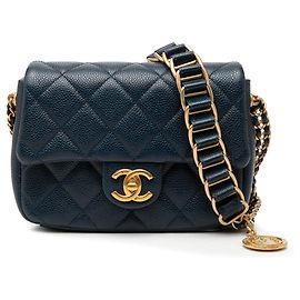 Borsa a tracolla Chanel Mini Quilted Caviar Chain Soul Flap blu
