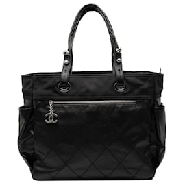Tote Paris Biarritz in tela rivestita trapuntata Chanel Large Nero