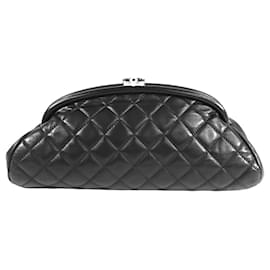 Clutch Timiteless Kisslock in agnello trapuntato nero Chanel