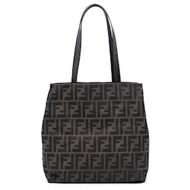 Fendi Zucca Canvas Tote in Braun