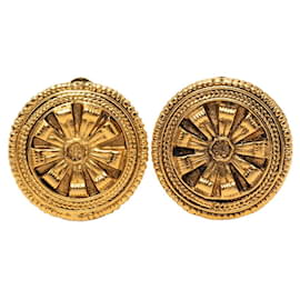 Orecchini a clip Chanel Round Floral Shield placcati oro