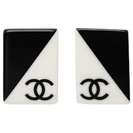 Schwarze Chanel CC rechteckige Clip-On-Ohrringe aus bicolor Acryl